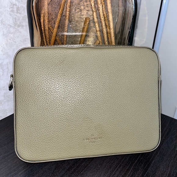 Louis Vuitton Olive Green Leather Bag - Picture 2 of 6